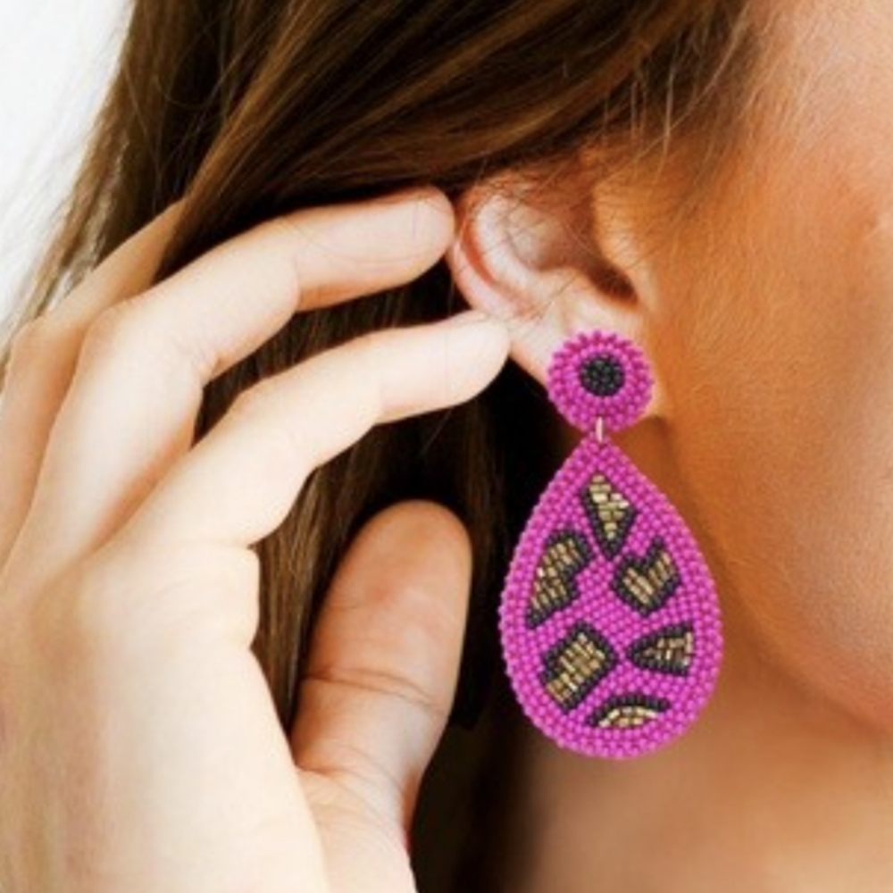 Eye Catching Fuchsia ( Bright Pink) Beaded Earrings - Picture 6 of 6